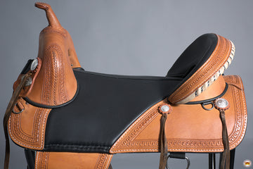 Hilason Western Horse Treeless Trail Saddle Genuine American Leather Tan